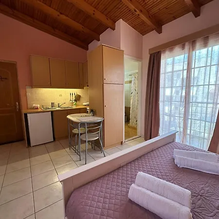 Apartment EliasNest Clio Studio - Φωτεινό και ζεστό στούντιο 2 ατόμων στο κέντρο της Καλαμάτας