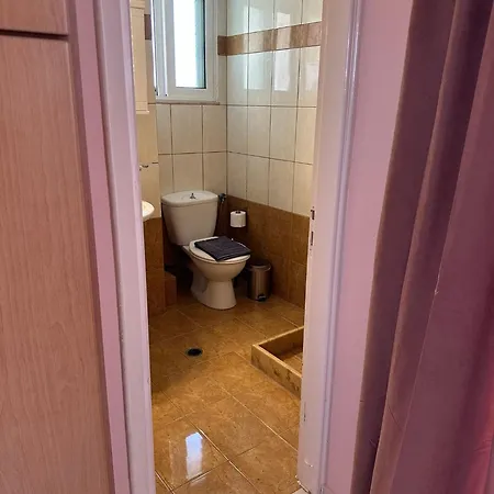 Apartment Eliasnest Clio - φωτεινό και ζεστό στούντιο 2 ατόμων στο κέντρο της καλαμάτας Kalamata