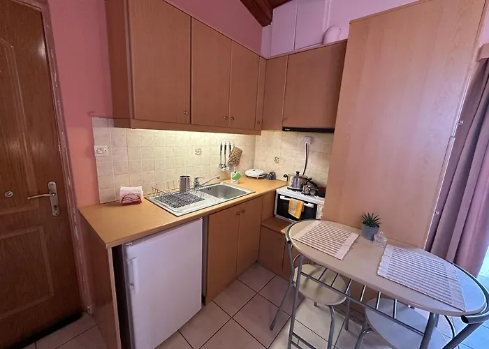 Apartamento Eliasnest Clio Studio - Φωτεινό Και Ζεστό Στούντιο 2 Ατόμων Στο Κέντρο Της Καλαμάτας Calamata